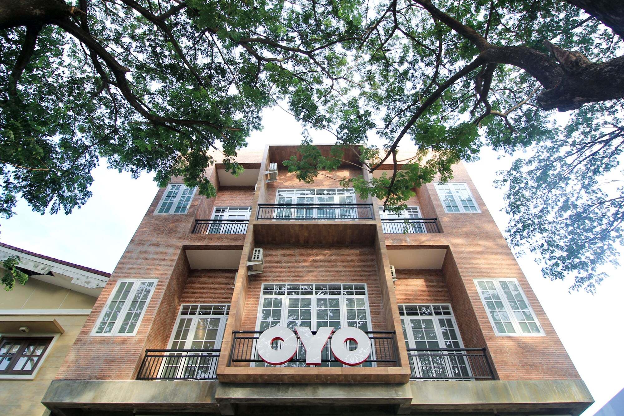 Oyo 204 Blessing Residence Surabaya Exterior foto